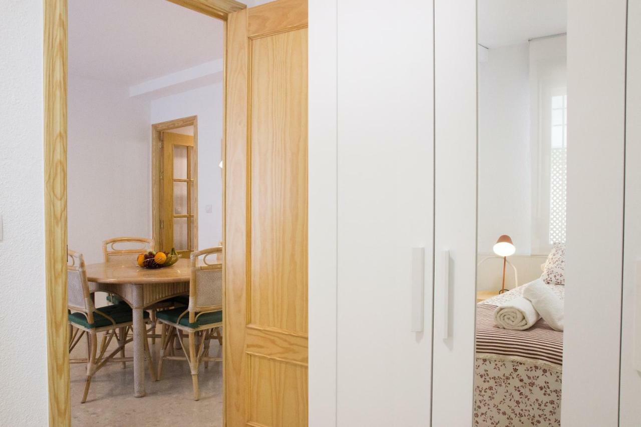 Puerta A La Mezquita Apartment กอร์โดบา ภายนอก รูปภาพ